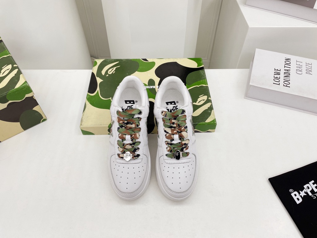 B*APE SNEAKERS